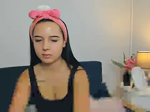 Snapshot of TaliaAdorable chatting on 10-16-25, 06:58 TaliaAdorable online show from 10-16-25, 06:58