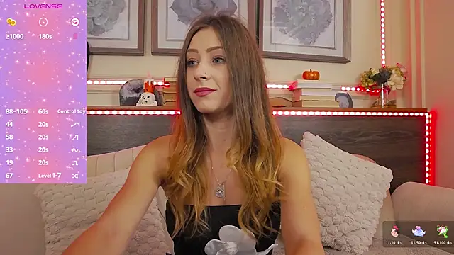 MuseDollX online show from 10-25-25, 06:46