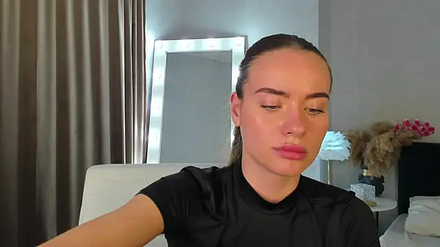 Ameli Povilain online show from 10-13-25, 11:43