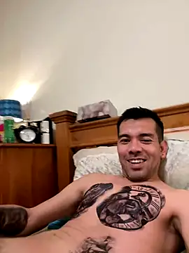 Snapshot of Stelan690 chatting on 10-08-25, 01:58 Stelan690 online show from 10-08-25, 01:58