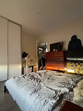 Snapshot of Stelan690 chatting on 10-18-25, 08:26 Stelan690 online show from 10-18-25, 08:26