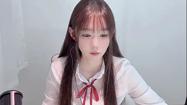 Xiao-runbao online show from 10-22-25, 01:44