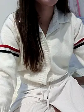 Snapshot of susu_baby chatting on 02-08-26, 01:25 susu baby online show from 02-08-26, 01:25