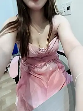 Snapshot of susu_baby chatting on 02-15-26, 07:51 susu baby online show from 02-15-26, 07:51