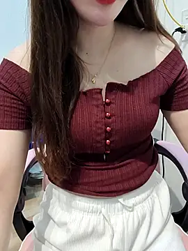 Snapshot of susu_baby chatting on 02-21-26, 01:12 susu baby online show from 02-21-26, 01:12