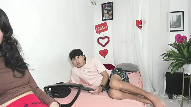 Laura and Kevin online show from 02-18-26, 09:00