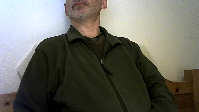 Snapshot of titi5466 chatting on 02-13-26, 08:05 titi5466 online show from 02-13-26, 08:05