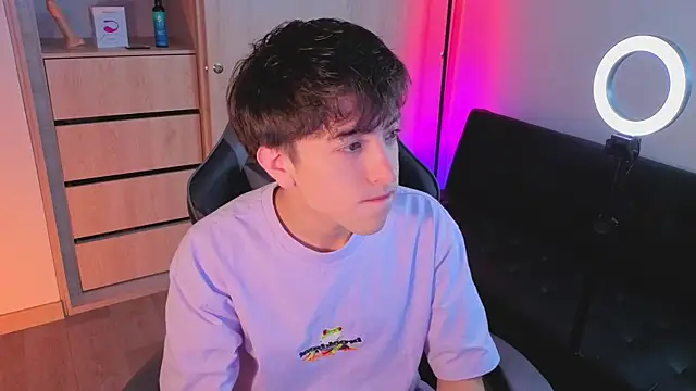 onlinenico online show from 10-15-25, 08:09