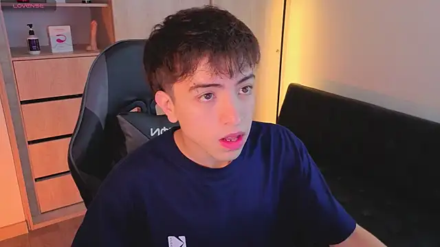 onlinenico online show from 10-27-25, 08:02