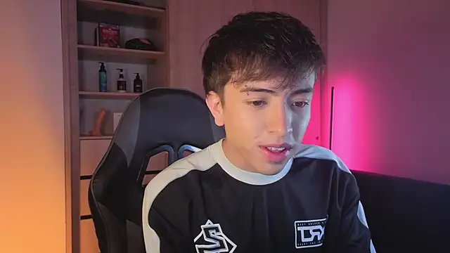 onlinenico online show from 11-11-25, 11:05