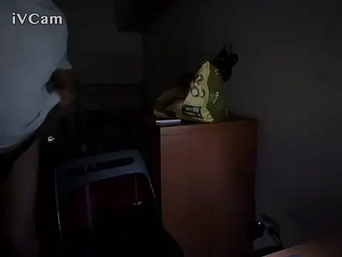 Snapshot of Pigna16PSRN chatting on 02-18-26, 12:39 Pigna16PSRN online show from 02-18-26, 12:39