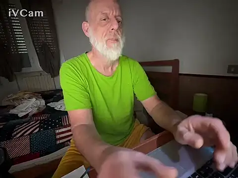 Snapshot of Pigna16PSRN chatting on 03-02-26, 07:15 Pigna16PSRN online show from 03-02-26, 07:15