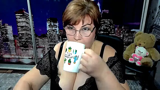 Bela Lana  online show from 11-27-25, 05:59