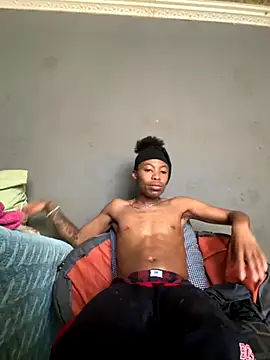 Tookey012 online show from 10-28-25, 08:40