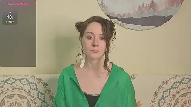 Snapshot of SkyHelen chatting on 02-20-26, 06:59 SkyHelen online show from 02-20-26, 06:59