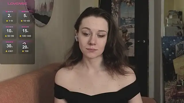 Snapshot of SkyHelen chatting on 03-25-26, 08:31 SkyHelen online show from 03-25-26, 08:31