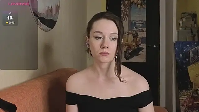 Snapshot of SkyHelen chatting on 04-01-26, 03:31 SkyHelen online show from 04-01-26, 03:31