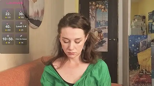 Snapshot of SkyHelen chatting on 04-03-26, 05:49 SkyHelen online show from 04-03-26, 05:49