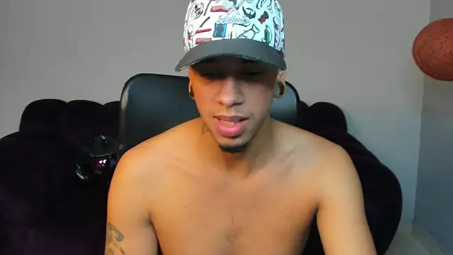 Biker Seb online show from 11-04-25, 05:23