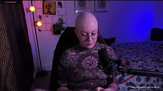 Snapshot of MossPrince chatting on 11-07-25, 04:18 MossPrince online show from 11-07-25, 04:18