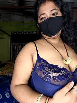 Smile-quien online show from 09-13-25, 04:01