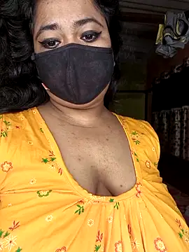 Smile-quien online show from 10-30-25, 10:49