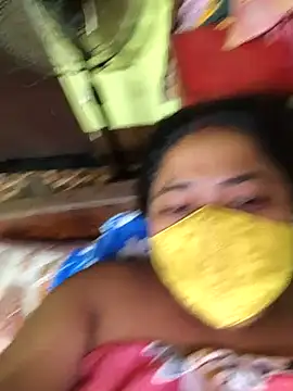 Smile-quien online show from 04-20-26, 08:21