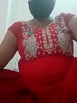 Snapshot of Rakhi_sawant143 chatting on 10-30-25, 02:35 Rakhi sawant143 online show from 10-30-25, 02:35