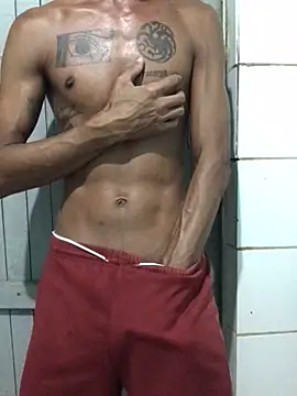 Snapshot of lcsexy45 chatting on 04-28-26, 11:32 lcsexy45 online show from 04-28-26, 11:32