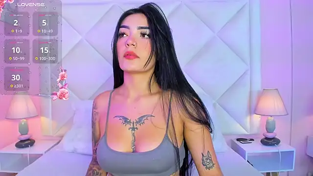 Miaa Smithh   online show from 02-26-26, 11:20