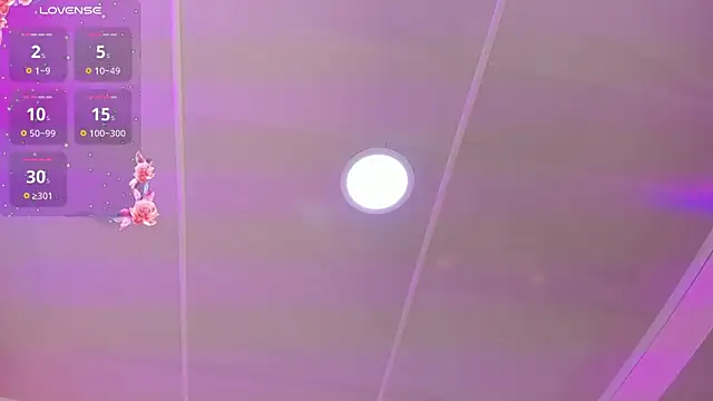 Snapshot of Miaa_Smithh__ chatting on 04-22-26, 11:23 Miaa Smithh online show from 04-22-26, 11:23
