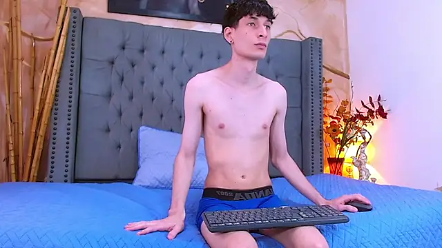 Luke Carter online show from 01-12-26, 01:27