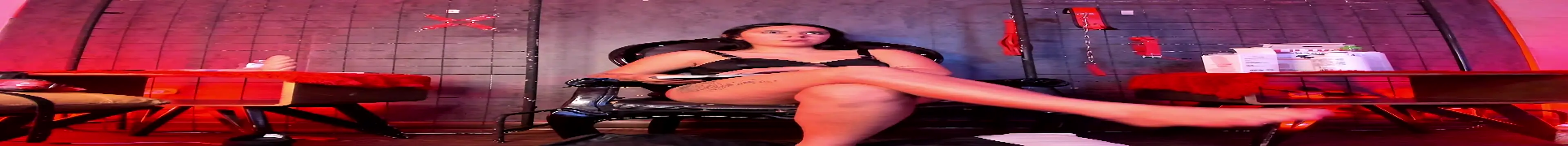 Snapshot of Miss_Lexxy chatting on 09-23-25, 03:37 Miss Lexxy online show from 09-23-25, 03:37