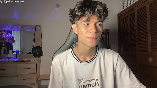 OopsAgain  online show from 06-04-26, 07:31