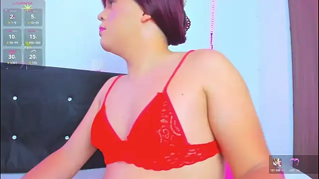 Snapshot of Danaa_moore_ chatting on 05-23-26, 10:47 Danaa moore online show from 05-23-26, 10:47