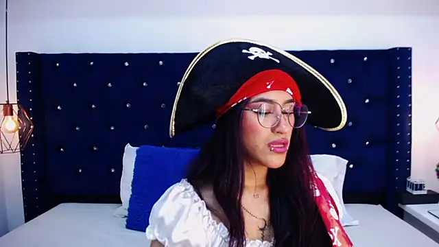 miss aris online show from 10-20-25, 04:13