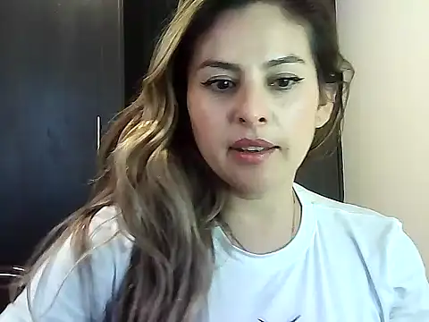 Valery  Rouse  online show from 03-08-26, 06:55