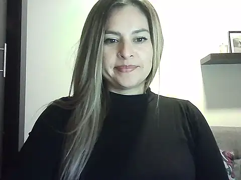 Valery  Rouse  online show from 04-19-26, 03:39