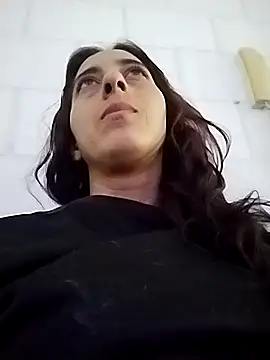 Snapshot of Alessia_Rinaldi chatting on 09-08-25, 08:08 Alessia Rinaldi online show from 09-08-25, 08:08