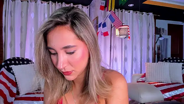 Snapshot of Zarajener chatting on 07-05-26, 11:23 Zarajener online show from 07-05-26, 11:23