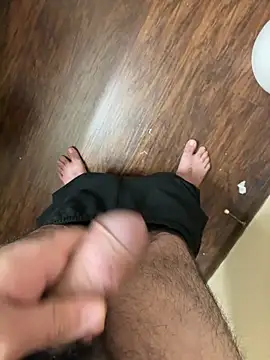 Guyguard12 online show from 03-10-26, 08:30