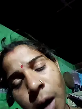 Snapshot of Hot_era chatting on 09-08-25, 03:55 Hot era online show from 09-08-25, 03:55