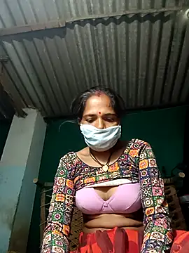 Snapshot of Hot-honi chatting on 09-12-25, 10:43 Hot-honi online show from 09-12-25, 10:43