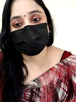 Snapshot of Monica_cams chatting on 10-29-25, 04:26 Monica cams online show from 10-29-25, 04:26