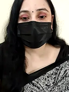 Snapshot of Monica_cams chatting on 11-24-25, 04:34 Monica cams online show from 11-24-25, 04:34