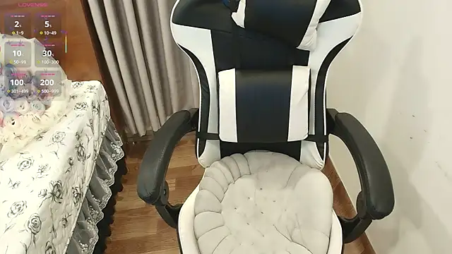 Snapshot of Bae_Gigii chatting on 03-22-26, 11:35 Bae Gigii online show from 03-22-26, 11:35