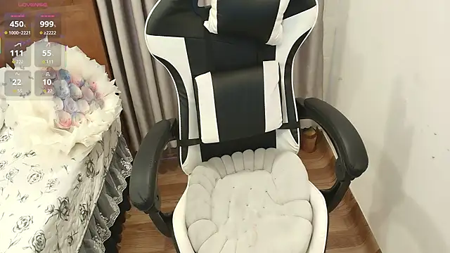 Snapshot of Bae_Gigii chatting on 04-06-26, 11:16 Bae Gigii online show from 04-06-26, 11:16