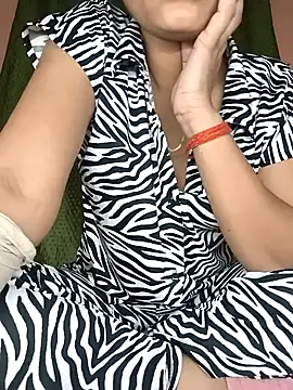 Snapshot of Hott_Archana chatting on 11-20-25, 11:59 Hott Archana online show from 11-20-25, 11:59