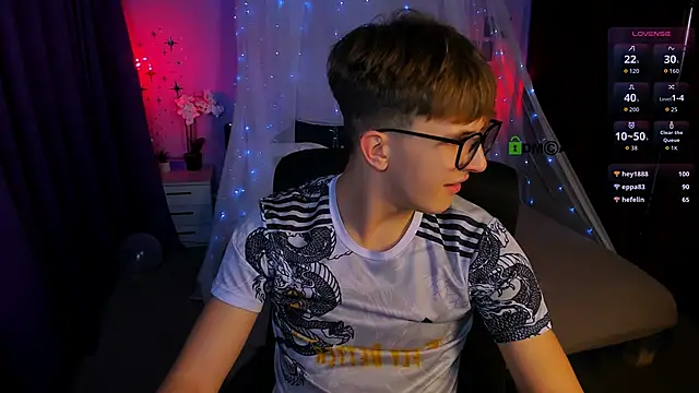 travis wolf  online show from 11-06-25, 07:59