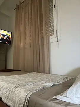 Snapshot of Merousexy282828 chatting on 11-04-25, 03:55 Merousexy282828 online show from 11-04-25, 03:55